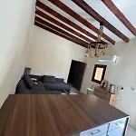 Stone House Apartman Marathounta